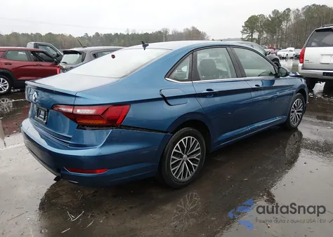 2019 Volkswagen Jetta 1.4T R-Line/1.4T S/1.4T Se z USA, uszkodzony, nr VIN 3VWC57BU0KM134897